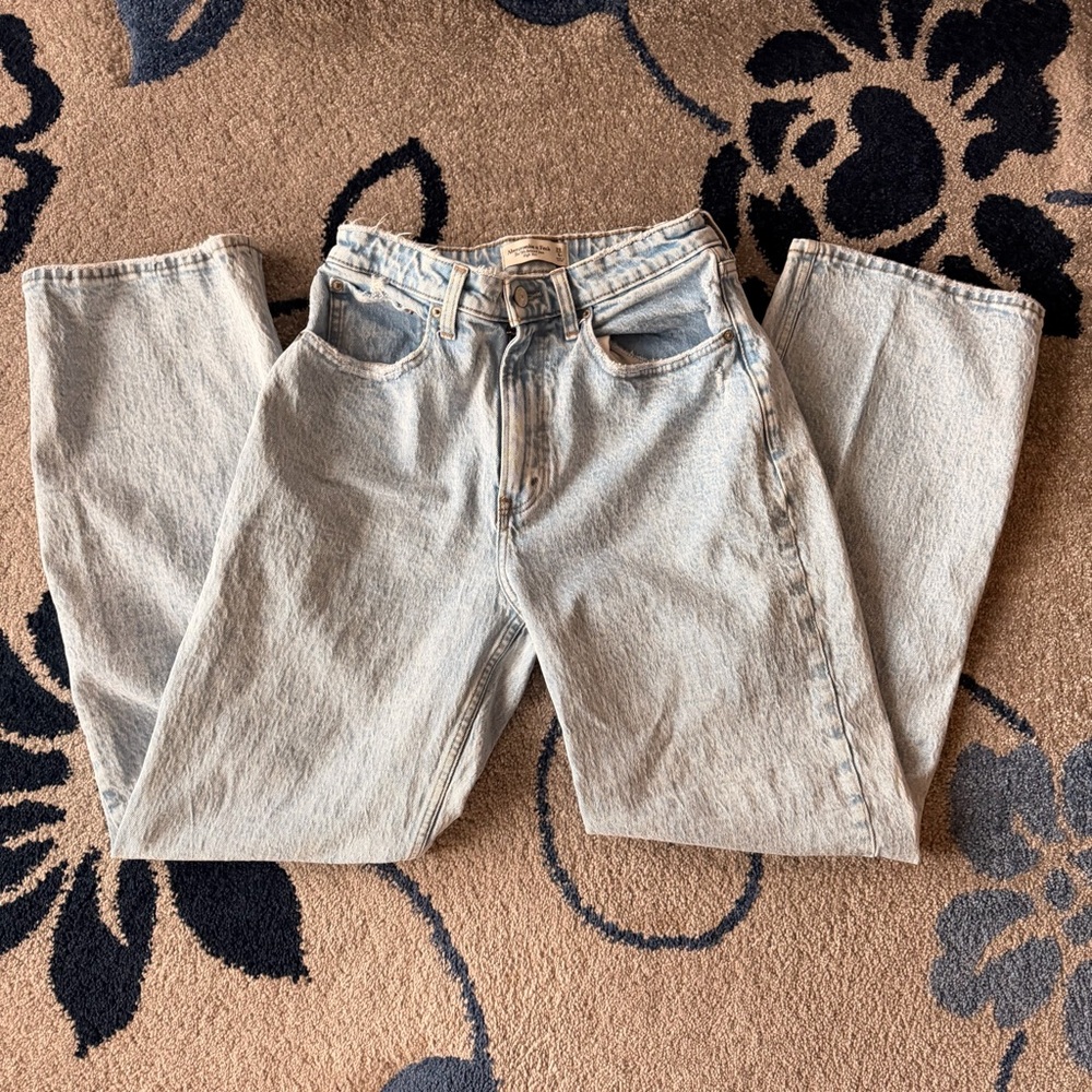 90’s relaxed high rise abercrombie jeans